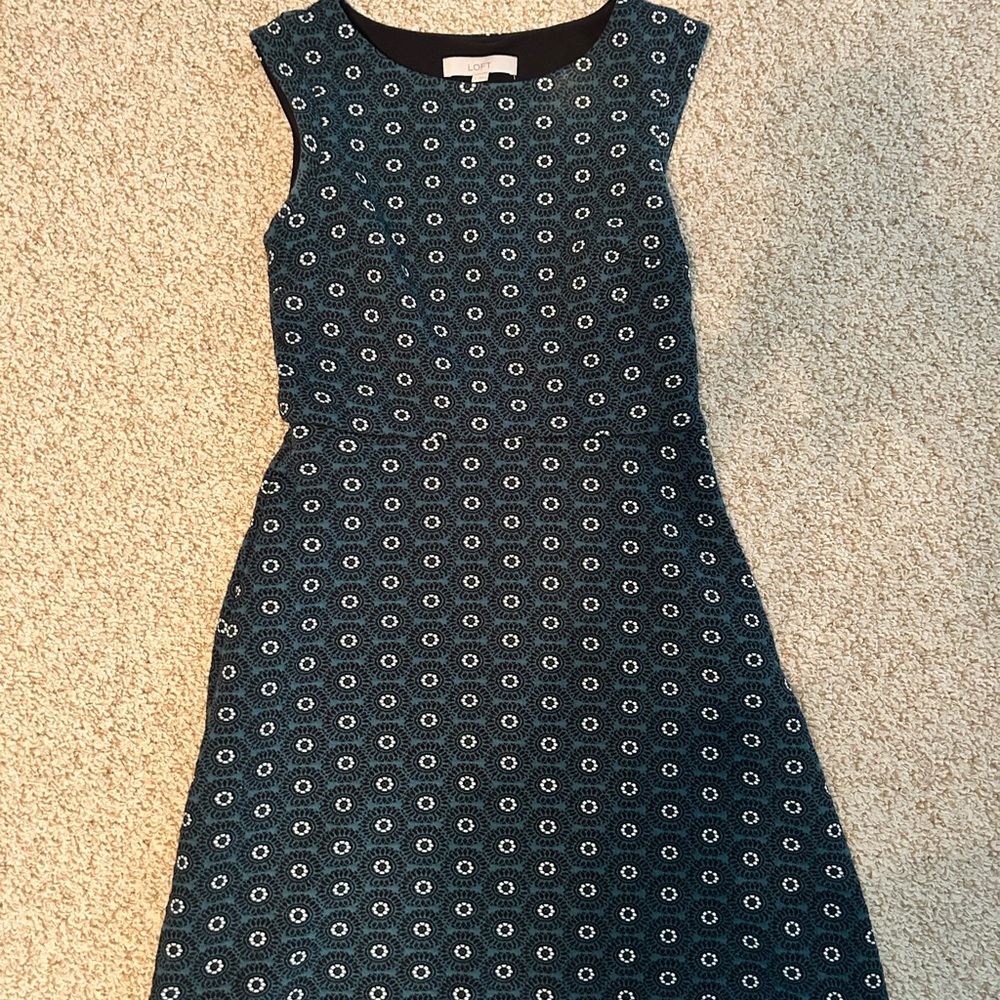 Size 4 Loft dress